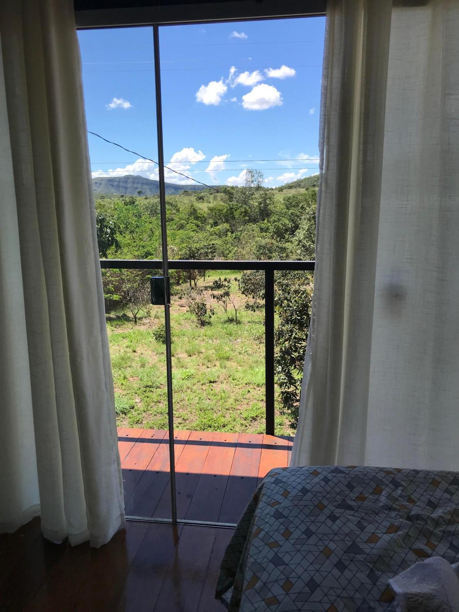 Dolaco Na Chapada- Hospedagem Hotel อัลโต ปาไรโซ เด โกยาส ภายนอก รูปภาพ