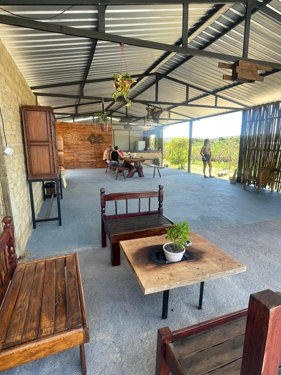 Dolaco Na Chapada- Hospedagem Hotel อัลโต ปาไรโซ เด โกยาส ภายนอก รูปภาพ